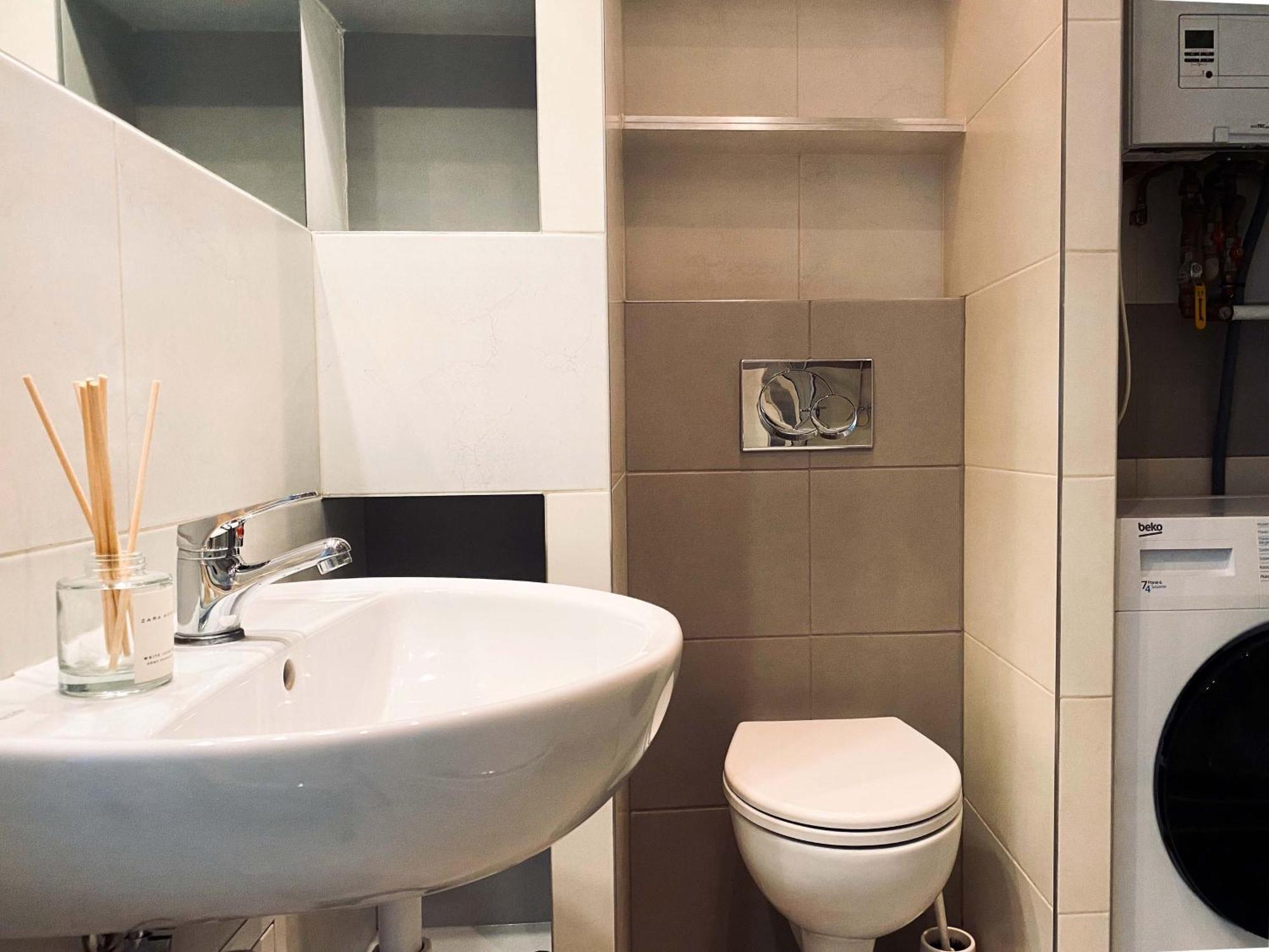 Beautiful Apartment With Two Rooms, Cracow Old Town Krakow Luaran gambar